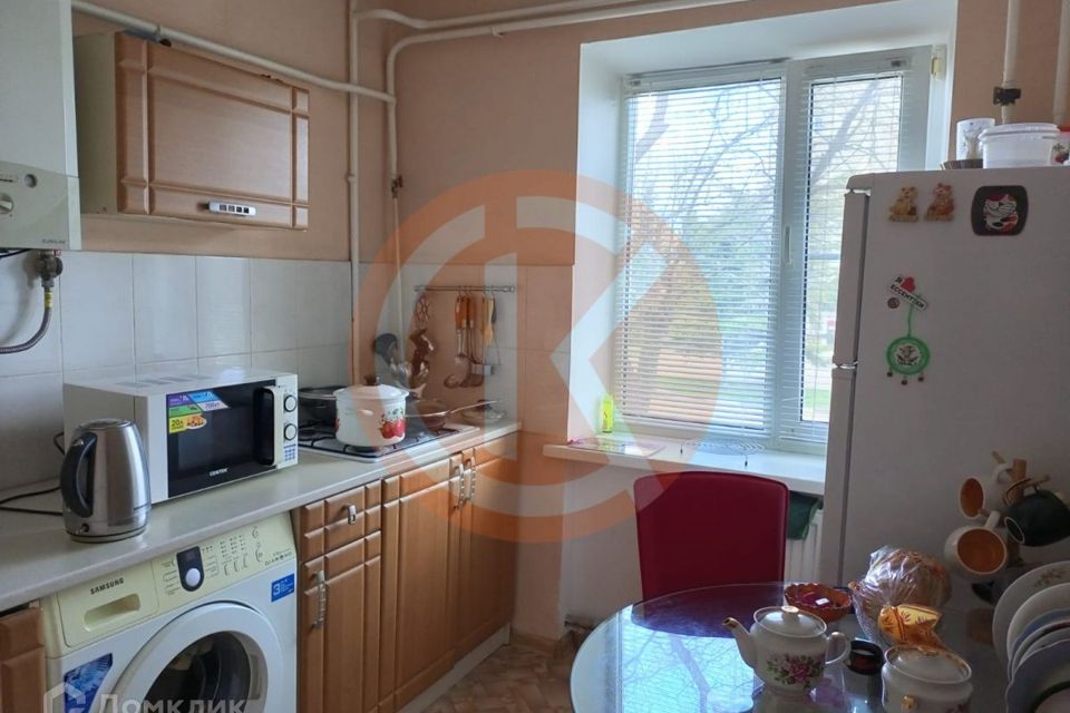Продаётся 2-комнатная квартира, 40.4 м²