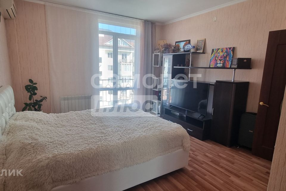 Продаётся 1-комнатная квартира, 44.3 м²