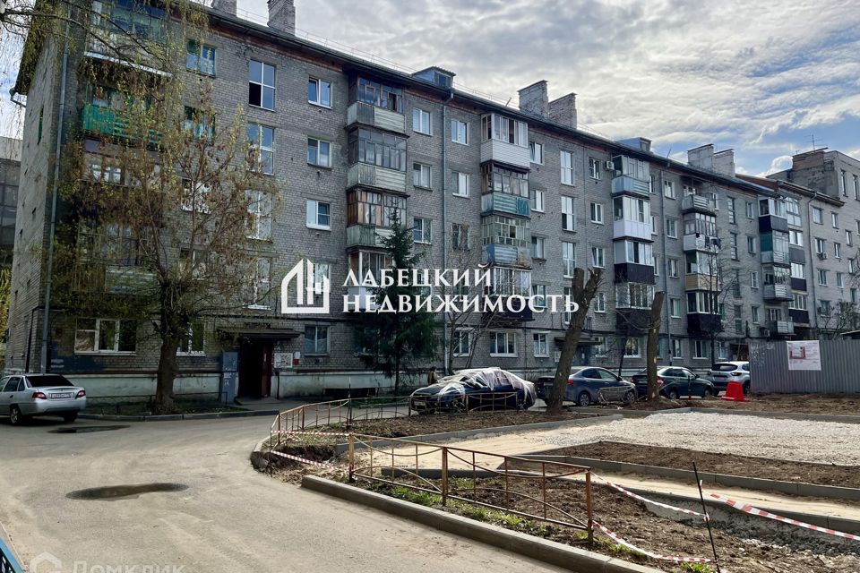 Продаётся 3-комнатная квартира, 57.5 м²