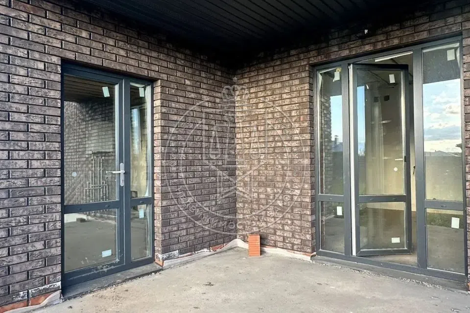 Продаётся 2-этажный дом, 220 м²