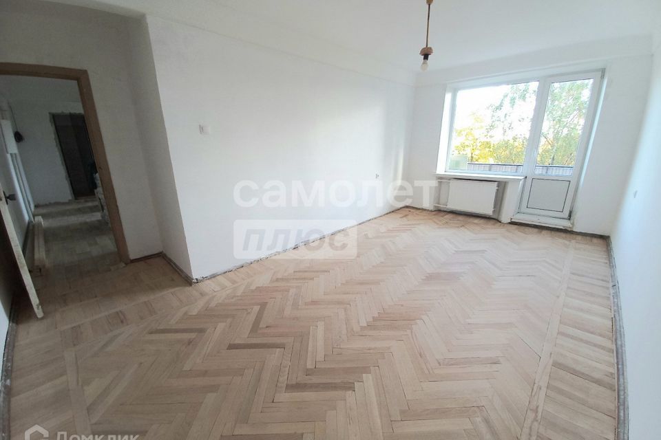 Продаётся 3-комнатная квартира, 61.9 м²