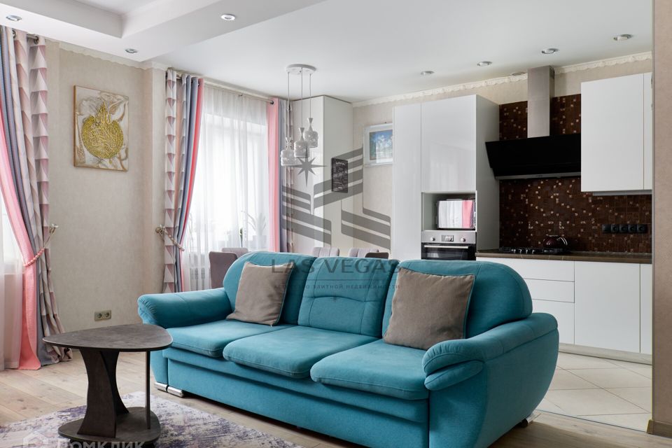 Продаётся 3-комнатная квартира, 90 м²