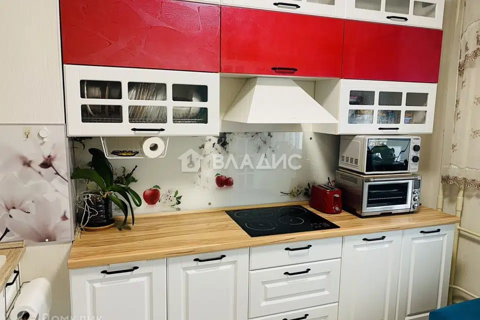 Продаётся 1-комнатная квартира, 35.7 м²