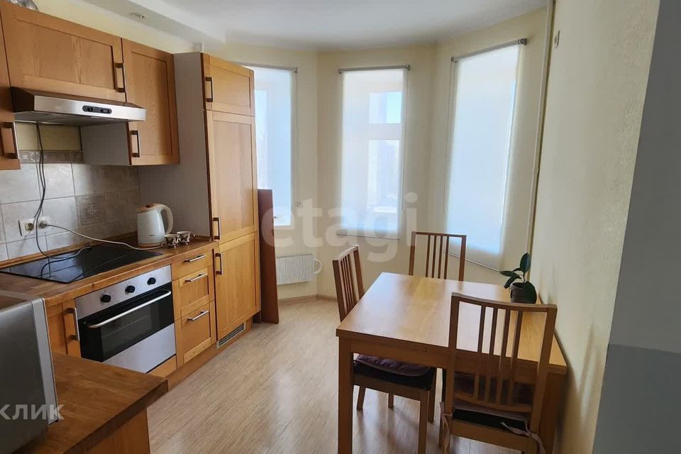 Сдаётся 2-комнатная квартира, 57.7 м²