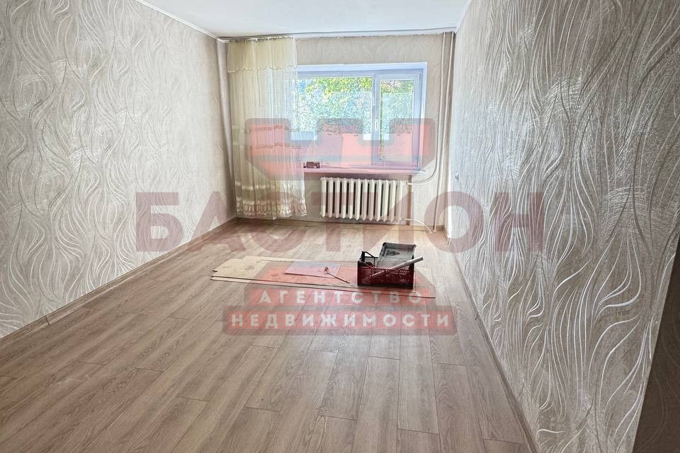 Продаётся 3-комнатная квартира, 58 м²
