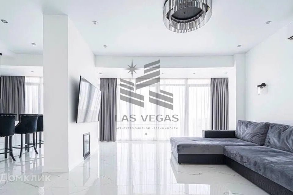 Сдаётся 2-комнатная квартира, 65 м²