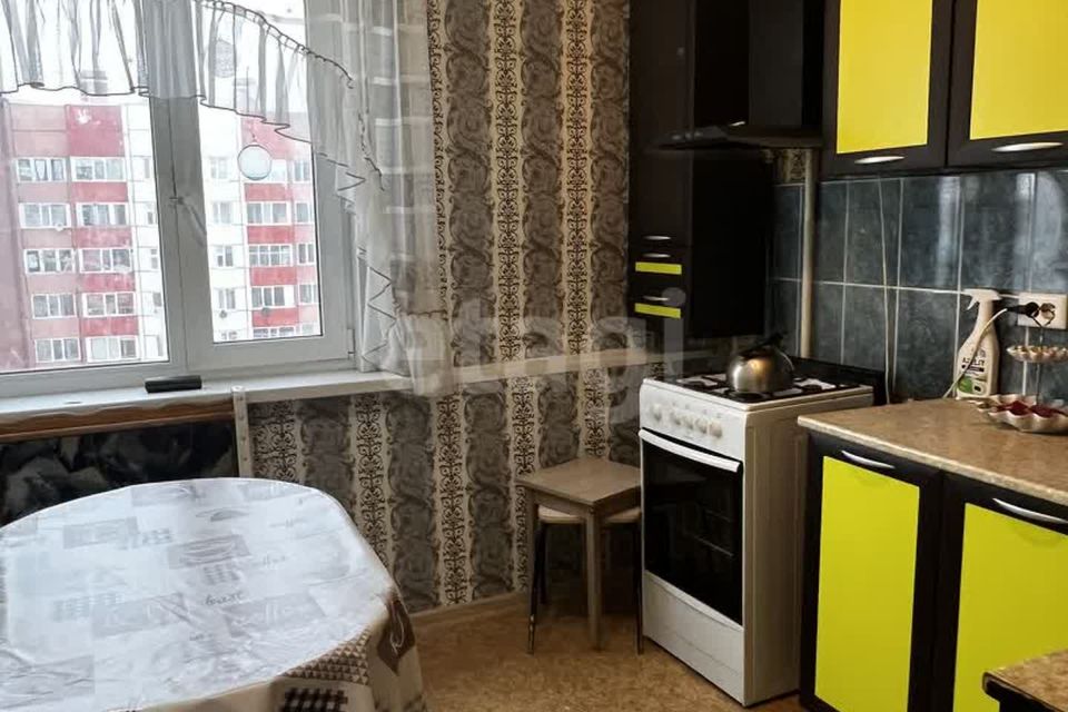 Продаётся 3-комнатная квартира, 64.7 м²