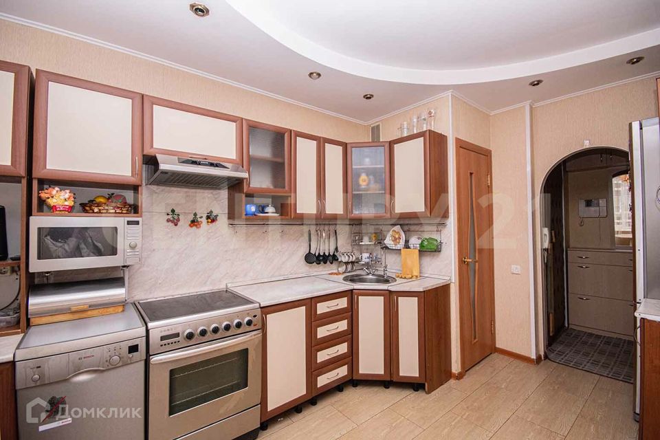 Продаётся 3-комнатная квартира, 63.5 м²