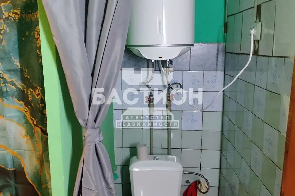 Продаётся комната в 1-комн. квартире, 50 м²