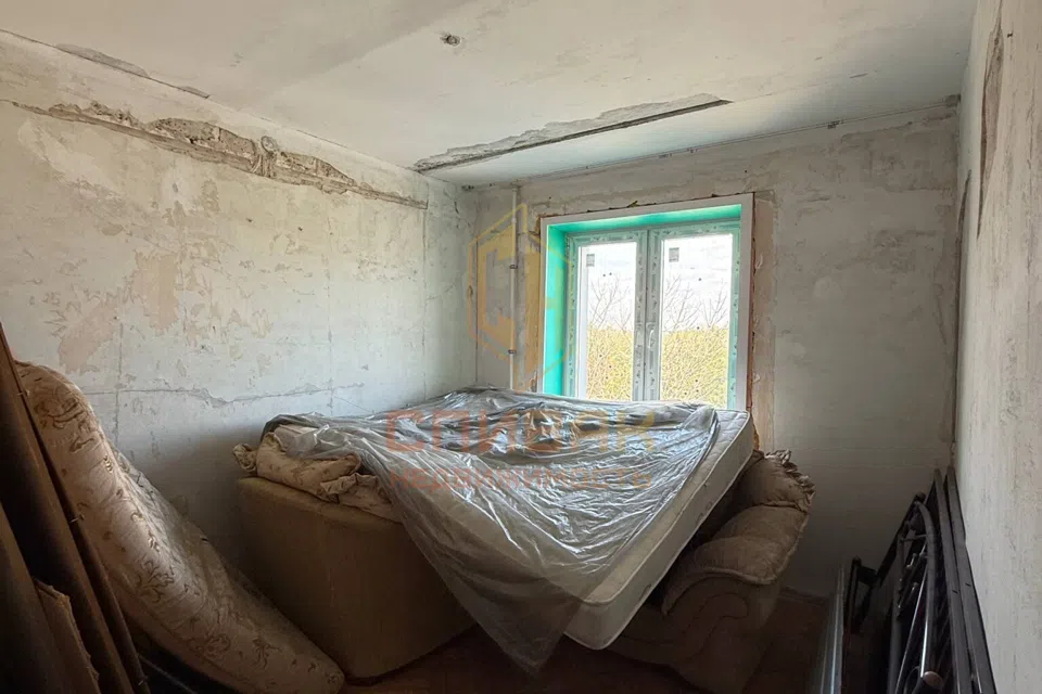 Продаётся 4-комнатная квартира, 64.7 м²