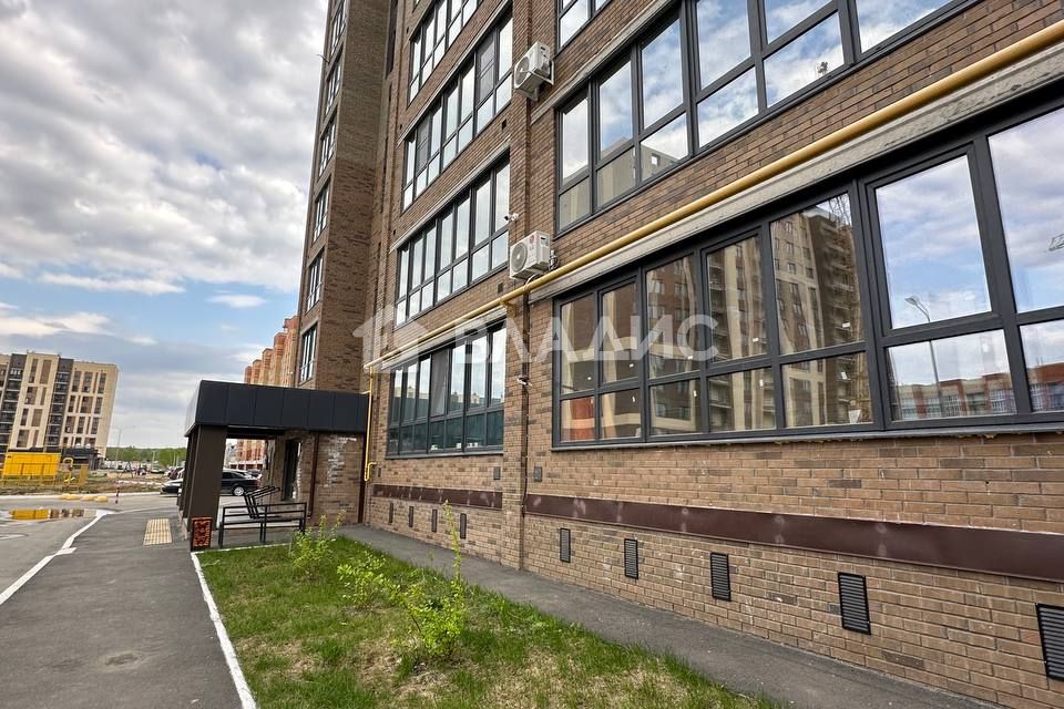 Продаётся 1-комнатная квартира, 53.37 м²