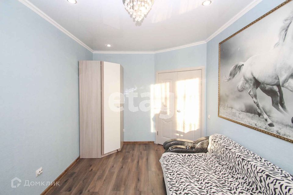 Продаётся 2-комнатная квартира, 56 м²