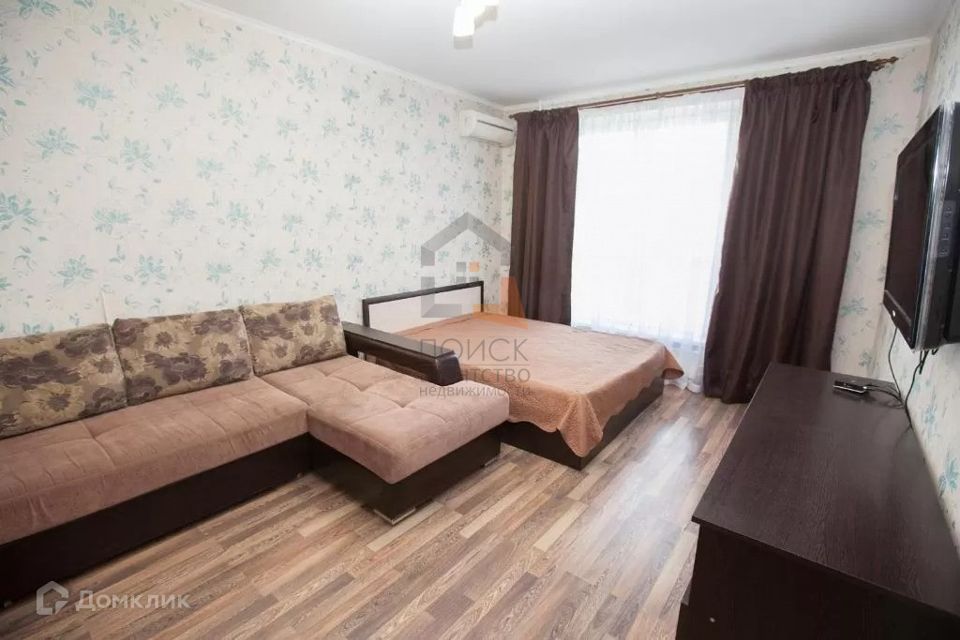 Сдаётся 1-комнатная квартира, 38 м²