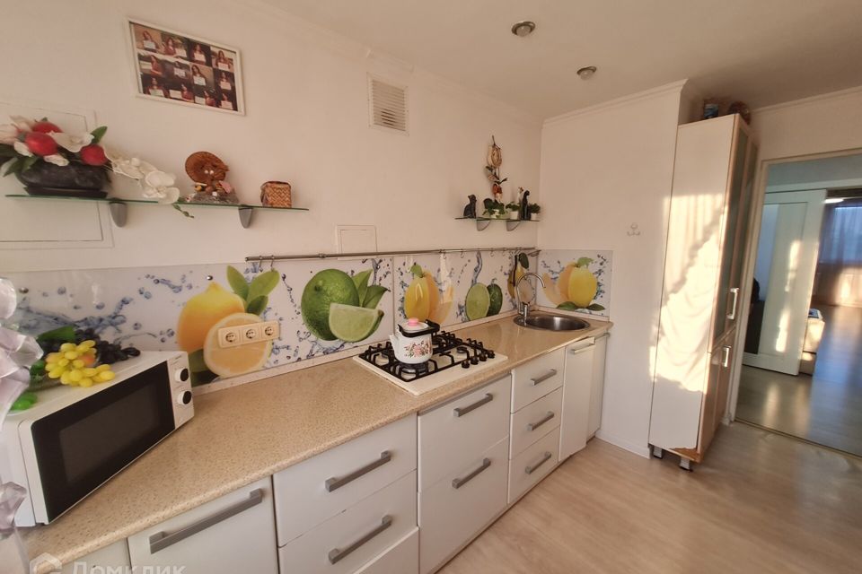 Продаётся 3-комнатная квартира, 62.9 м²