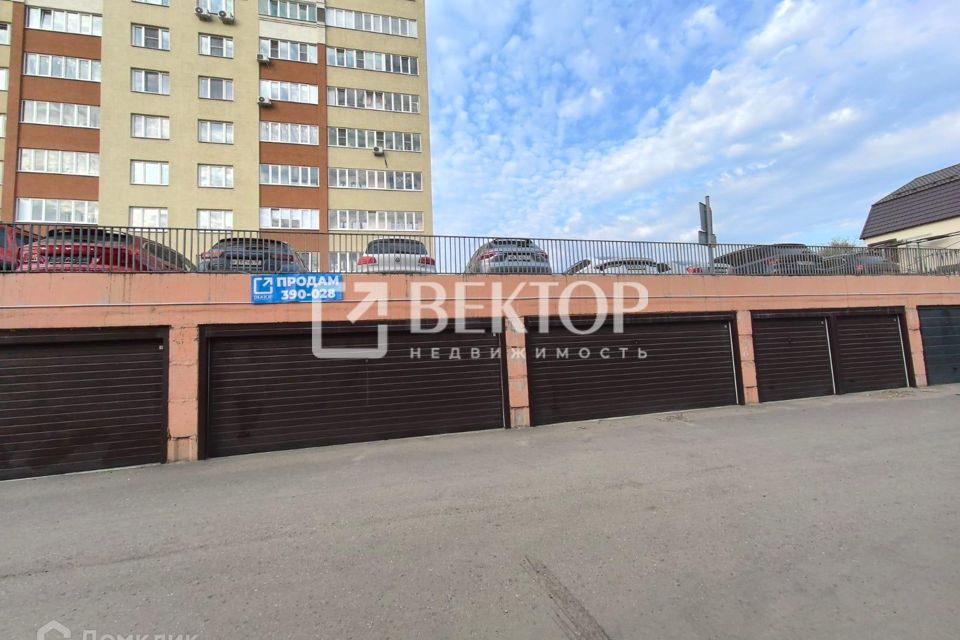 Продаётся машиноместо, 15 м²
