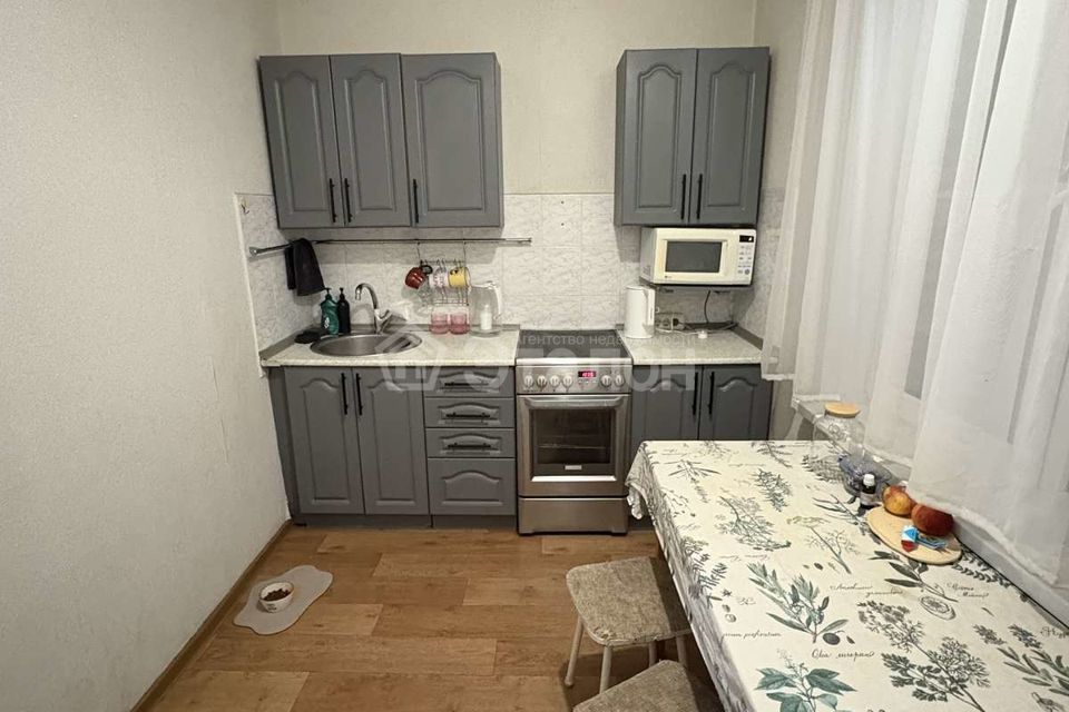 Продаётся 1-комнатная квартира, 39.2 м²