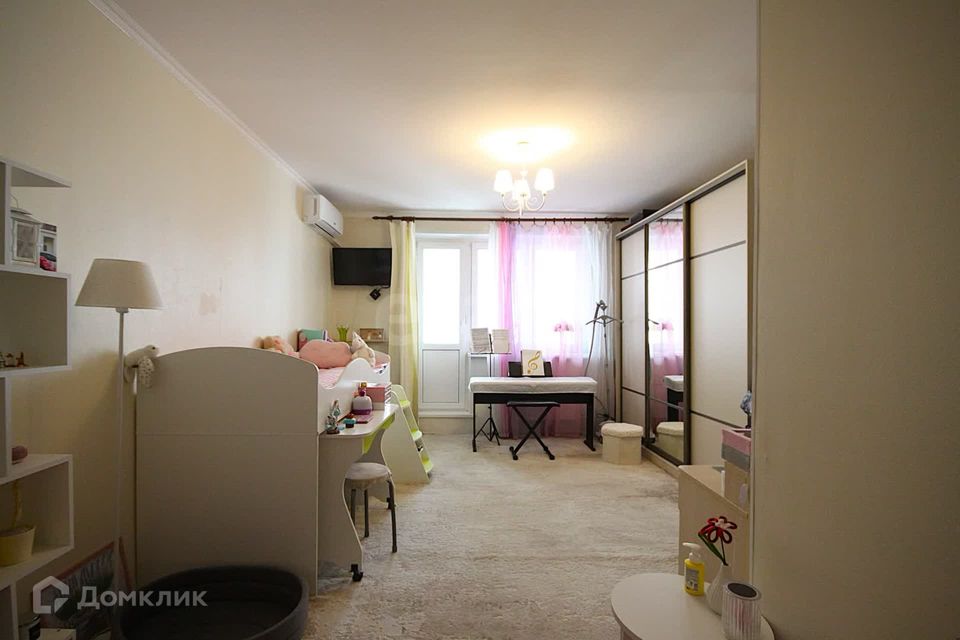 Продаётся 1-комнатная квартира, 38.7 м²