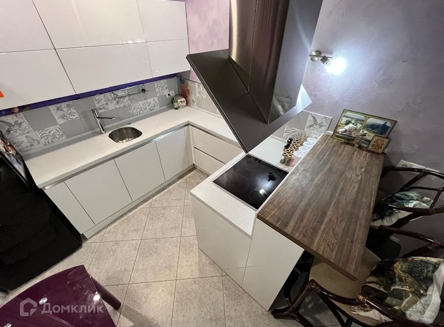 Продаётся 2-комнатная квартира, 58.2 м²