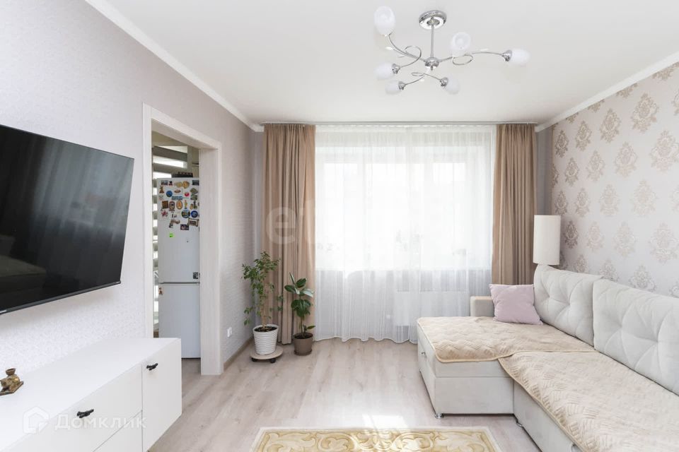 Продаётся 2-комнатная квартира, 56.2 м²