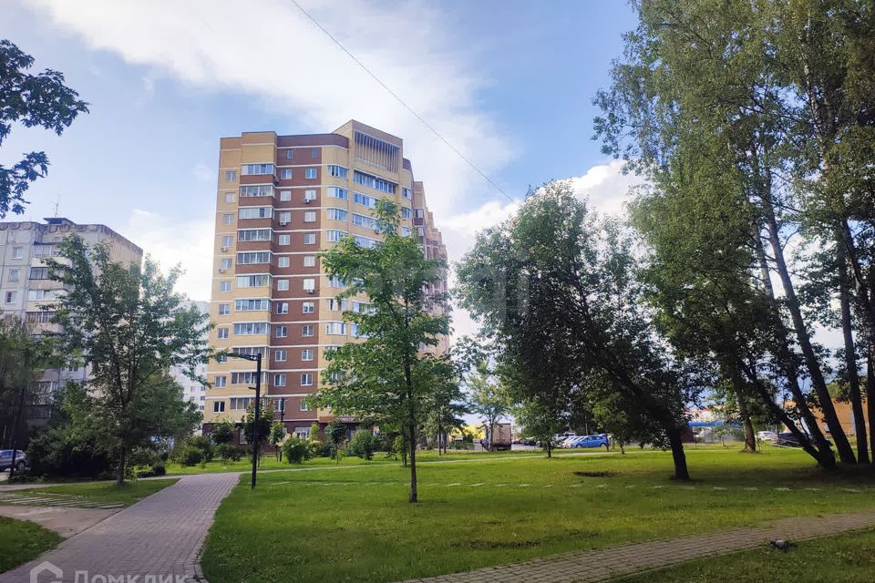 Продаётся 2-комнатная квартира, 67.2 м²