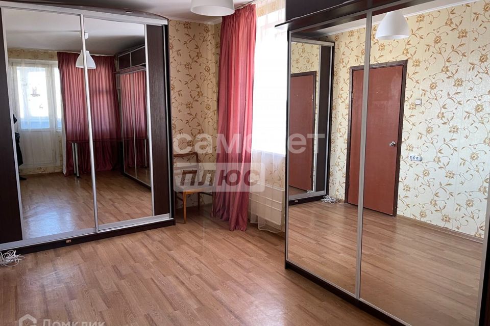 Продаётся 2-комнатная квартира, 56.3 м²