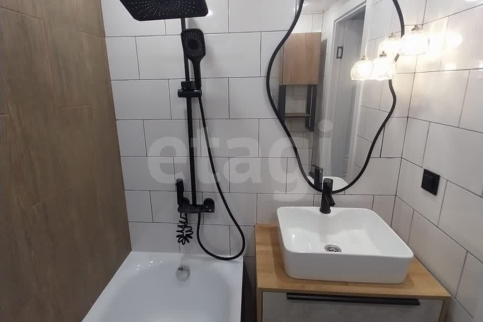 Продаётся 3-комнатная квартира, 62 м²