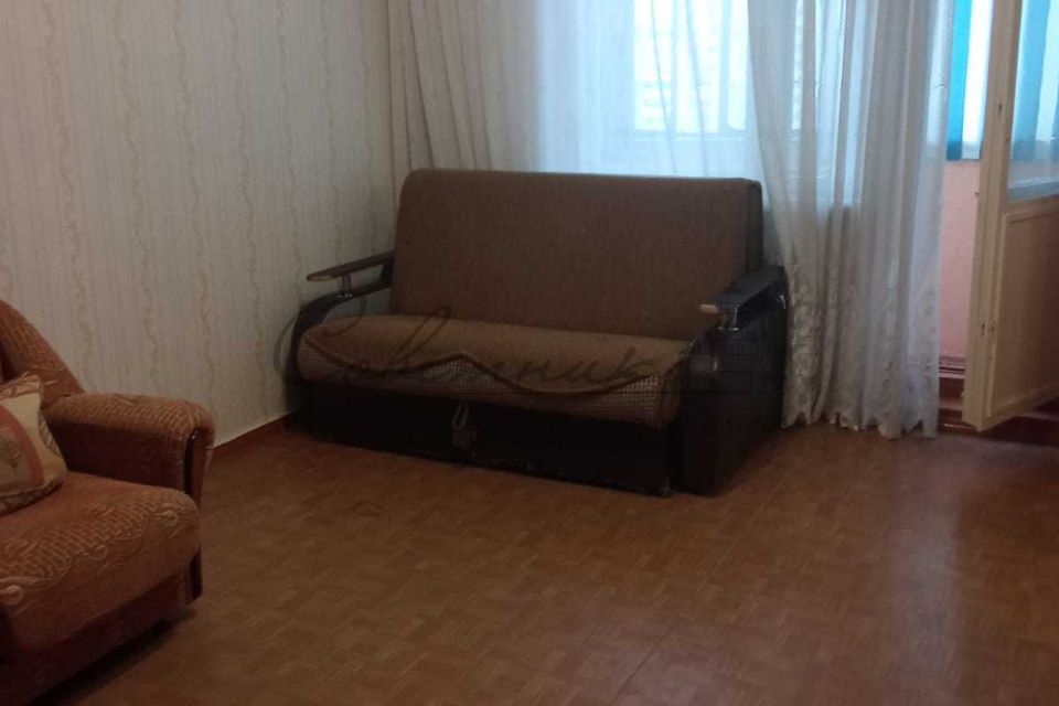 Продаётся 1-комнатная квартира, 38.4 м²