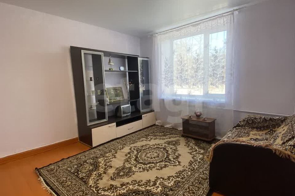 Продаётся 1-комнатная квартира, 37.2 м²