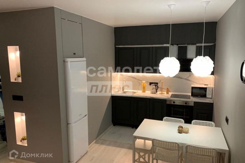 Продаётся 1-комнатная квартира, 43 м²