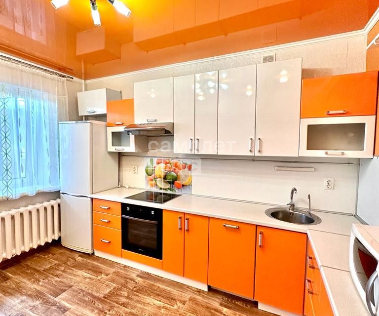 Продаётся 2-комнатная квартира, 67.4 м²