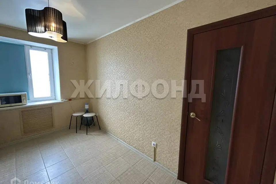 Продаётся 4-комнатная квартира, 70.5 м²