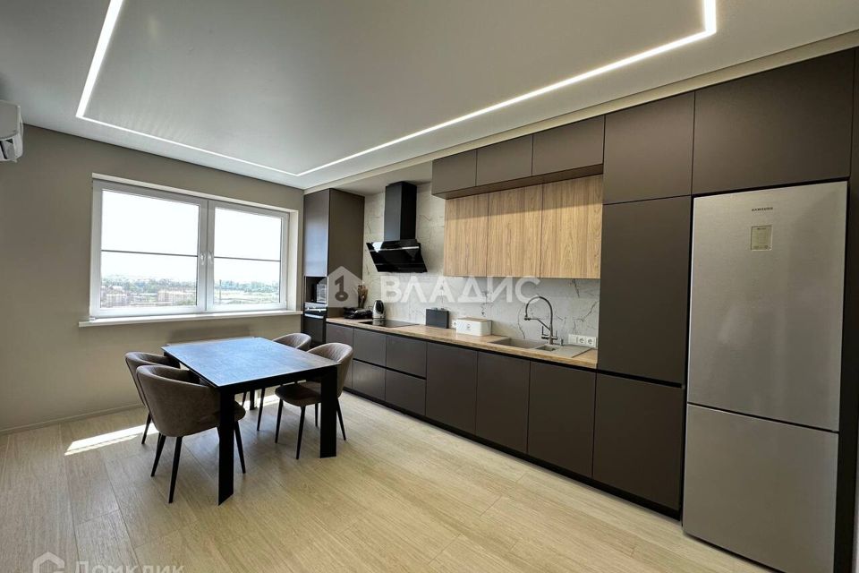 Продаётся 2-комнатная квартира, 70.7 м²