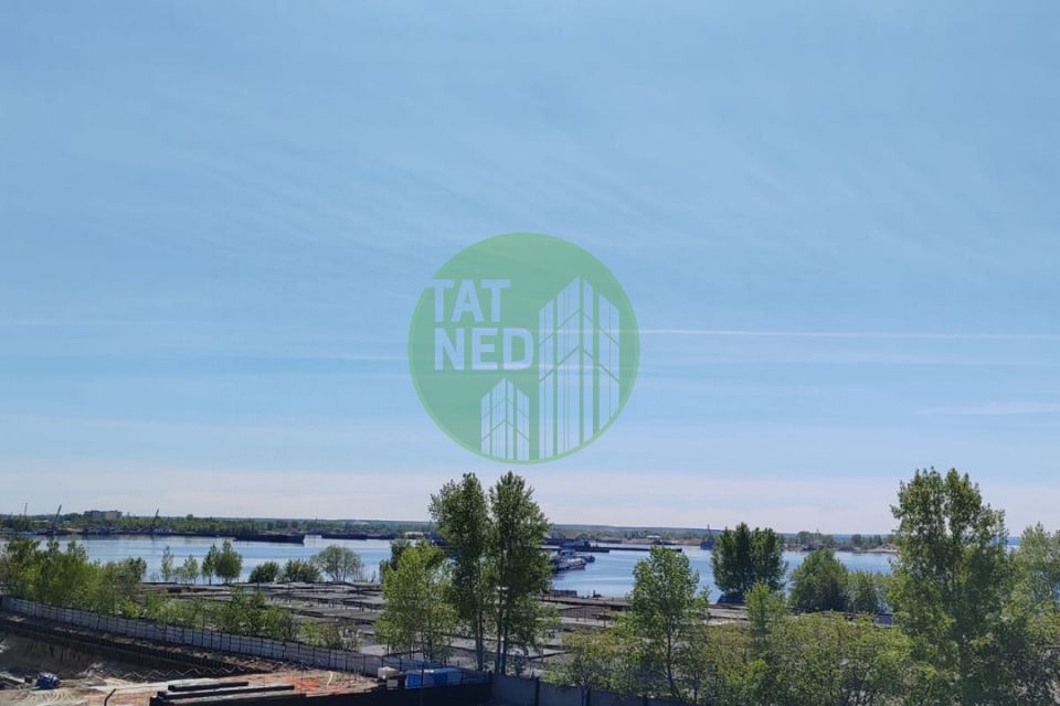 Продаётся 2-комнатная квартира, 65 м²