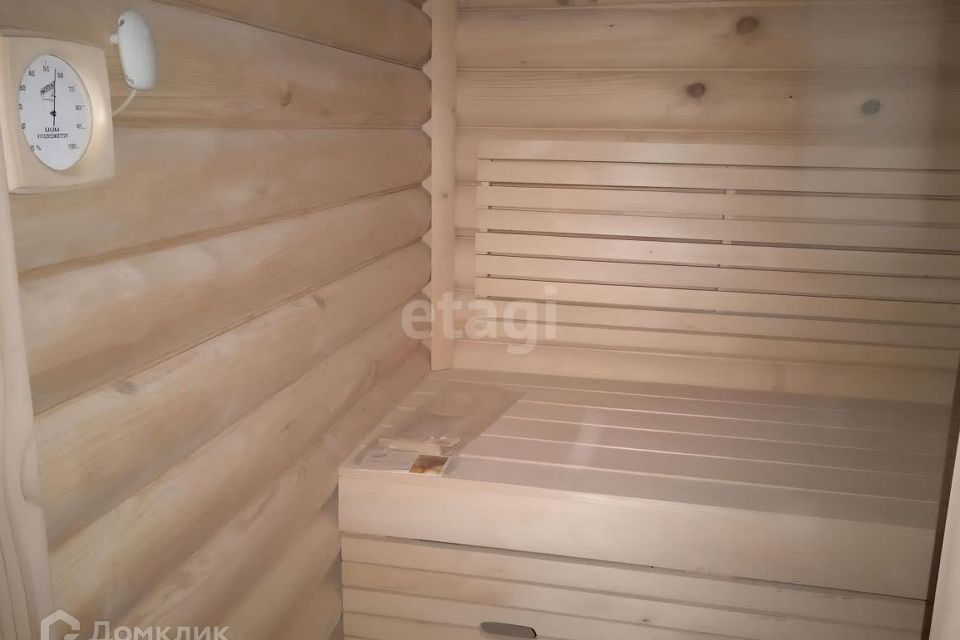 Продаётся 4-комнатная квартира, 116.6 м²