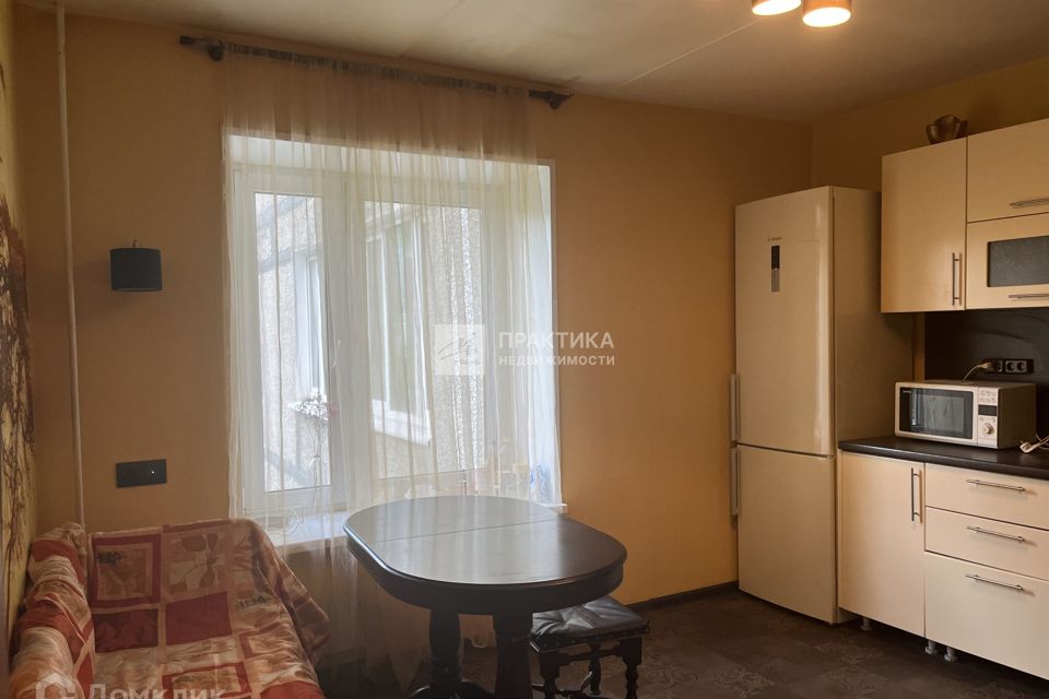 Продаётся 2-комнатная квартира, 56 м²
