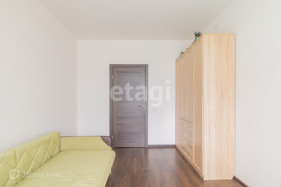 Продаётся 2-комнатная квартира, 68.2 м²