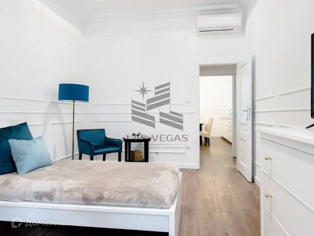 Сдаётся 4-комнатная квартира, 146 м²