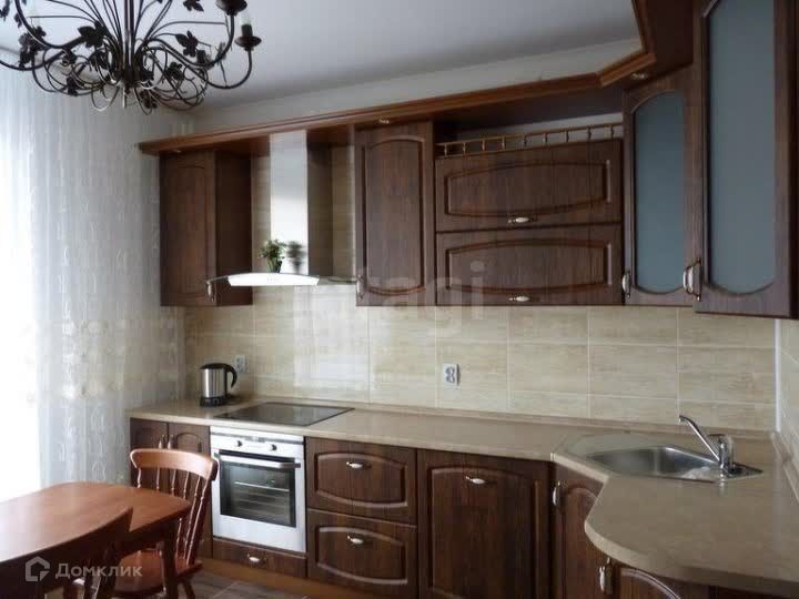 Сдаётся 2-комнатная квартира, 82.5 м²