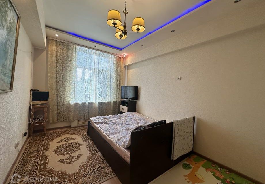 Продаётся 2-комнатная квартира, 60 м²