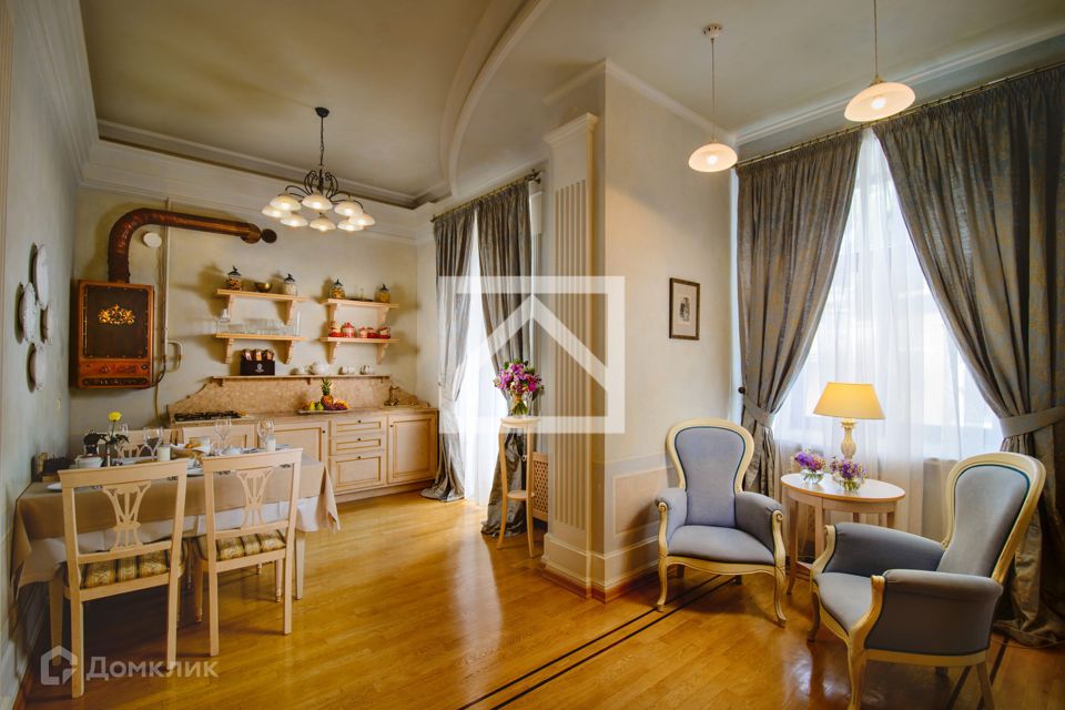 Продаётся 2-комнатная квартира, 66.5 м²