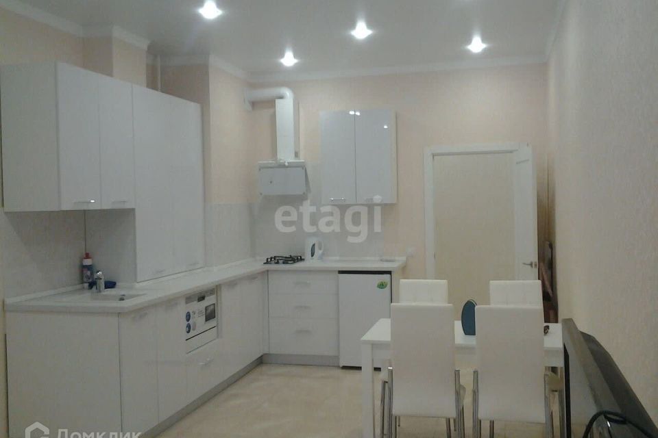 Продаётся 1-комнатная квартира, 55 м²