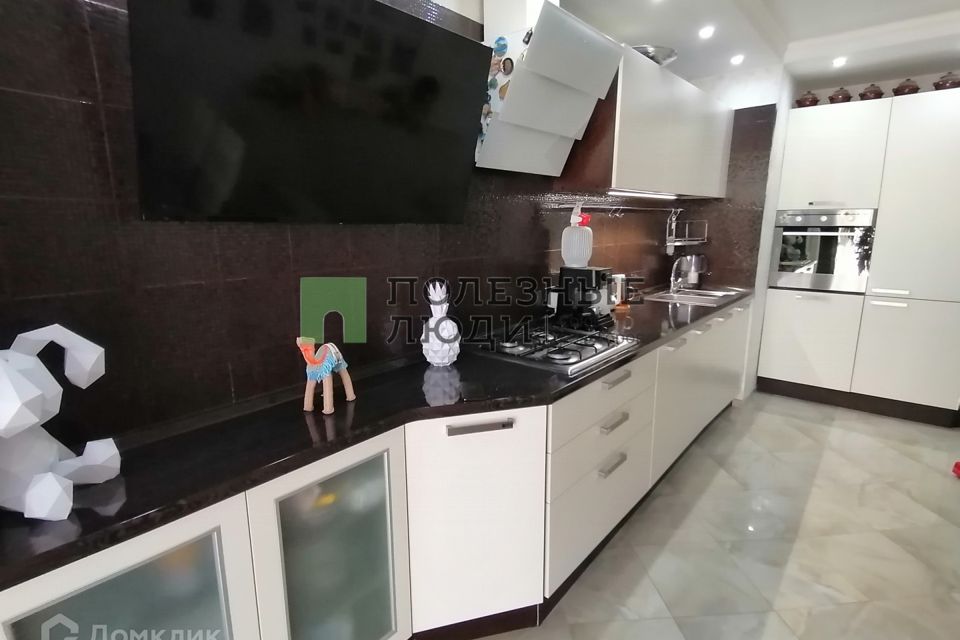 Продаётся 2-комнатная квартира, 60 м²