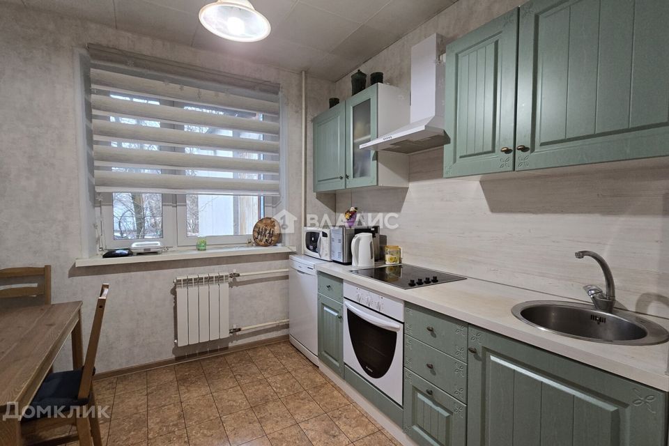 Продаётся 5-комнатная квартира, 101.8 м²