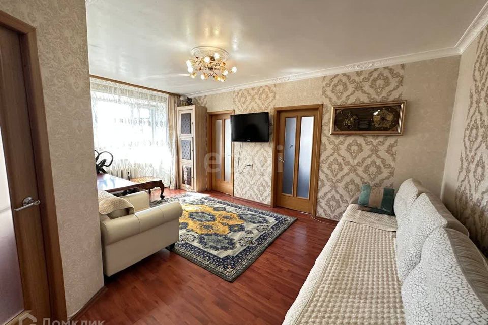 Продаётся 4-комнатная квартира, 62 м²