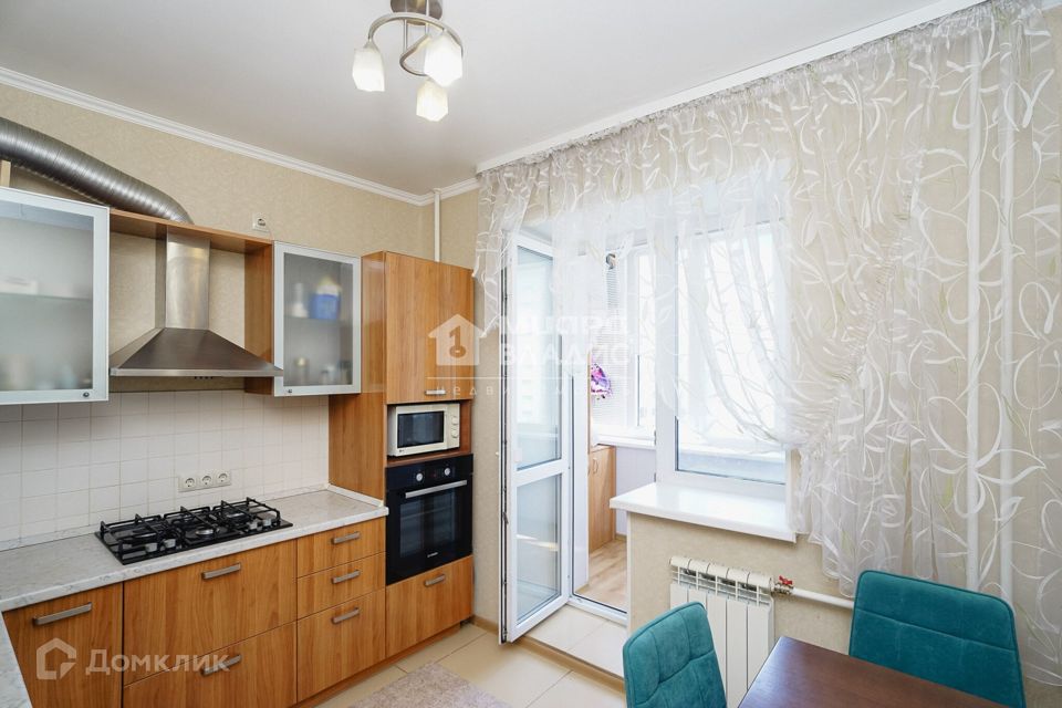 Продаётся 1-комнатная квартира, 37.9 м²