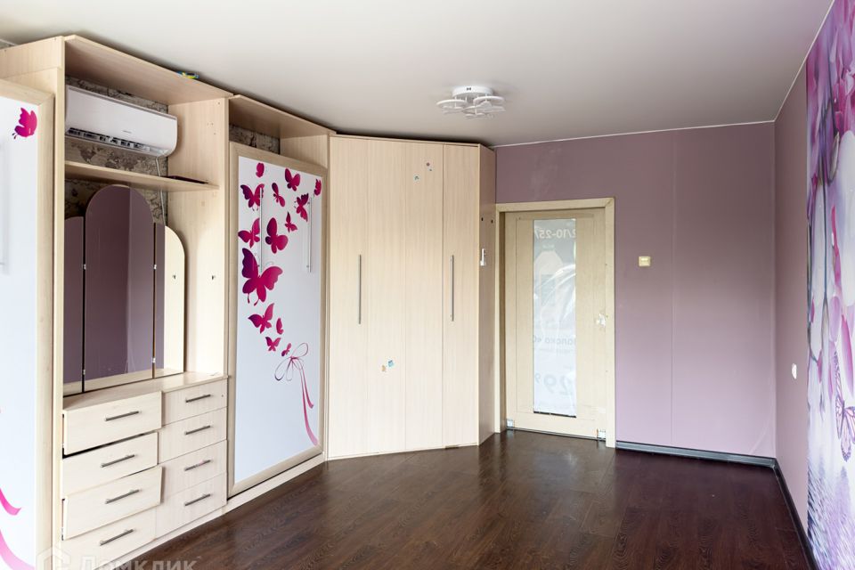 Продаётся 2-комнатная квартира, 69.5 м²