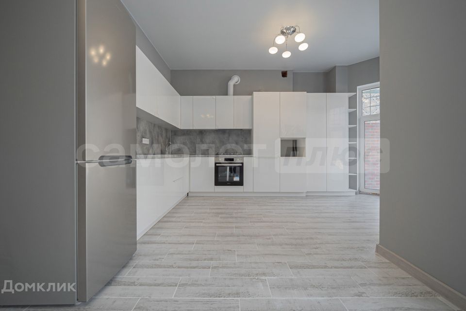 Продаётся 2-комнатная квартира, 64.2 м²