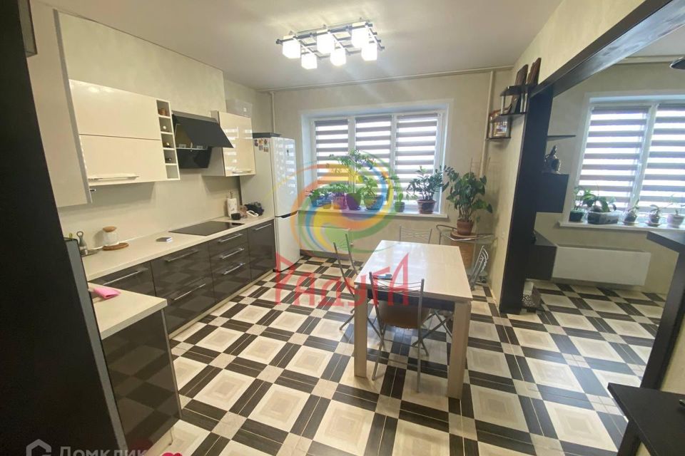 Продаётся 3-комнатная квартира, 79.3 м²