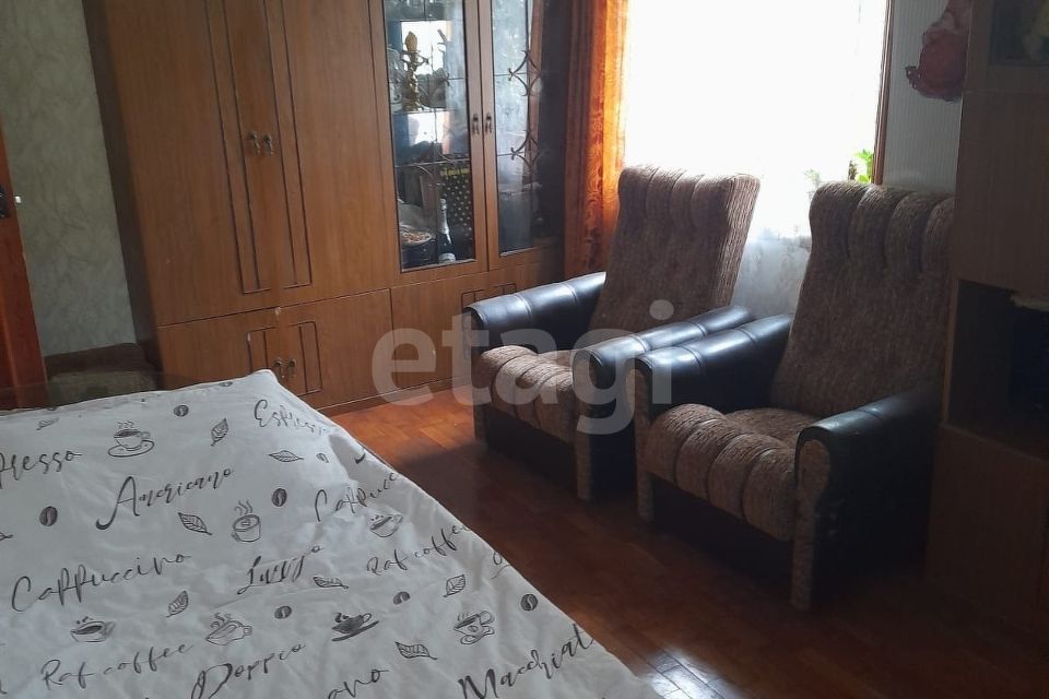 Продаётся 1-комнатная квартира, 32 м²
