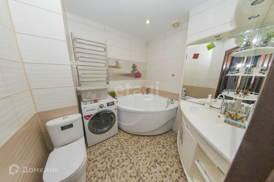 Продаётся 1-комнатная квартира, 52 м²
